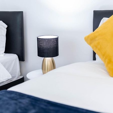 Three Bedroom Apartment- One Choice Stays Serviced Accommodation- Jewellery Quarter Birmingham Buitenkant foto