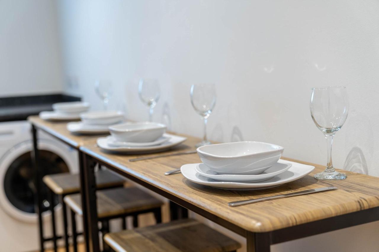 Three Bedroom Apartment- One Choice Stays Serviced Accommodation- Jewellery Quarter Birmingham Buitenkant foto